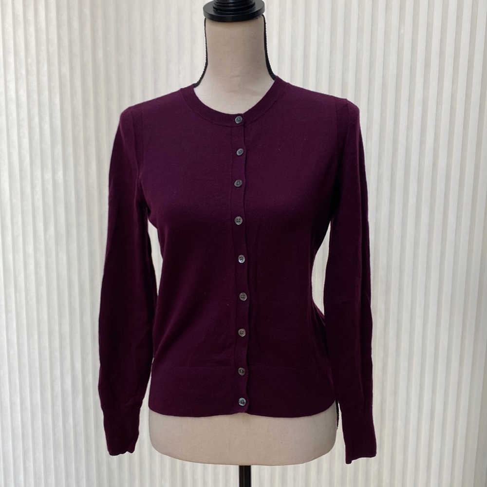 Banana Republic  cardigan  stretch merino XS burgundy